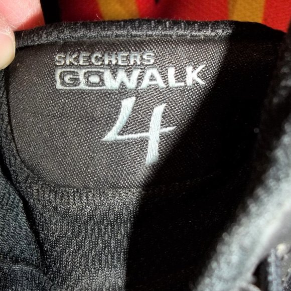 Skechers Go Walk 4 Goga Max Womens Shoes Sneakers Size 9 Athletic Walking Black - Picture 6 of 7